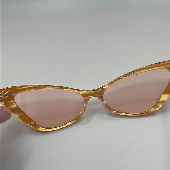 Gucci Women's Gold Cat-Eye Glasses - Picture 4 of 10